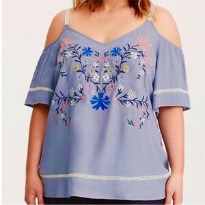 Torrid embroidered lace cold shoulder top